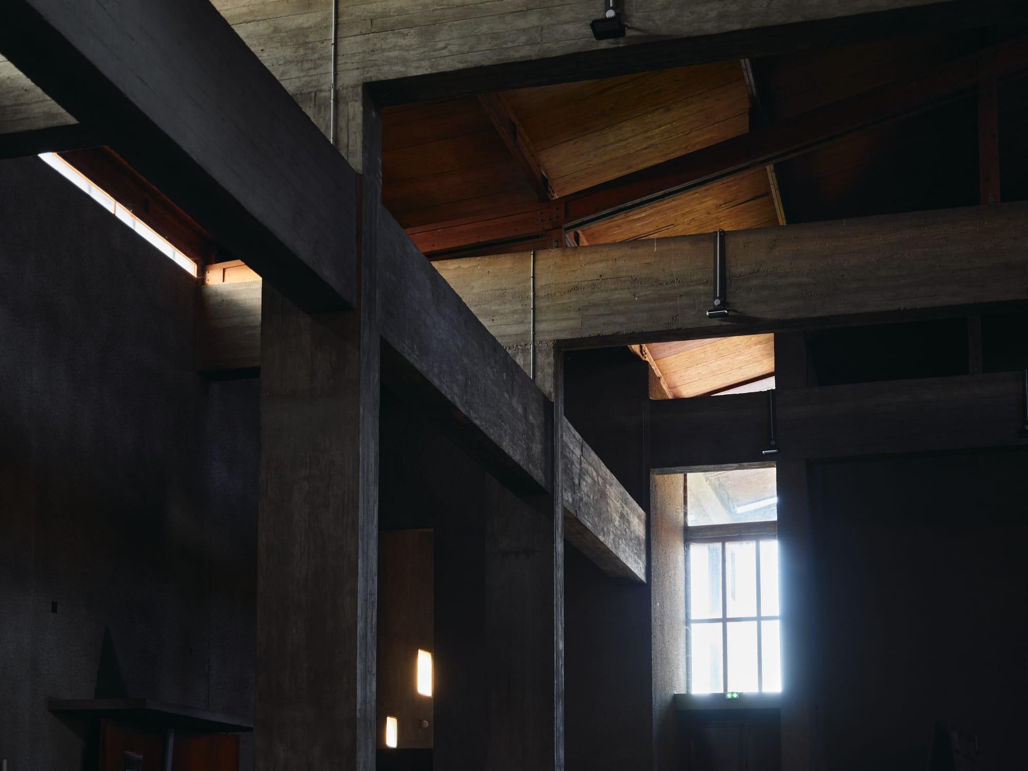 Saint-Martin Church of Maizières-lès-Metz: A Modernist Vision in Concrete and Light